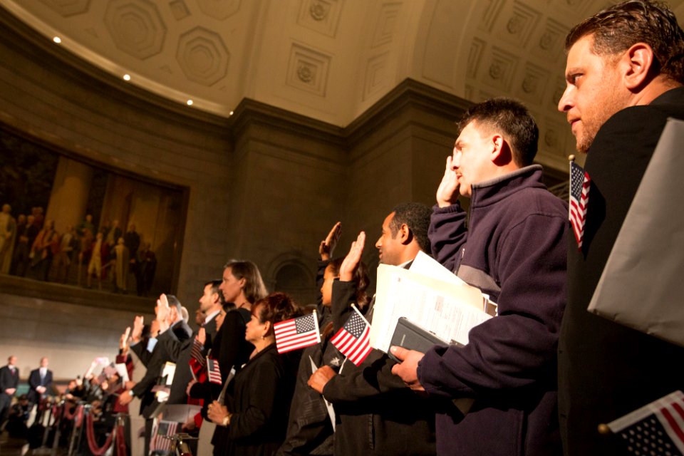 Naturalization Ceremony (23671665472)