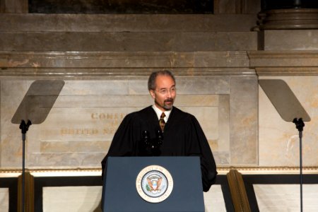 Naturalization Ceremony (23754030536)