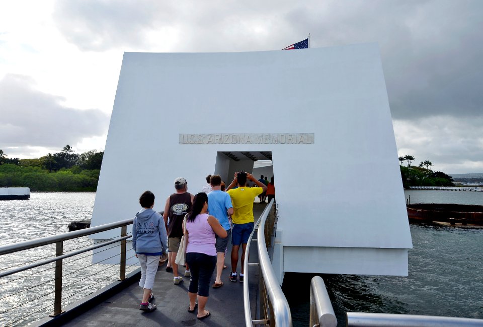 National Park Service sunset tour 140526-N-RI884-071