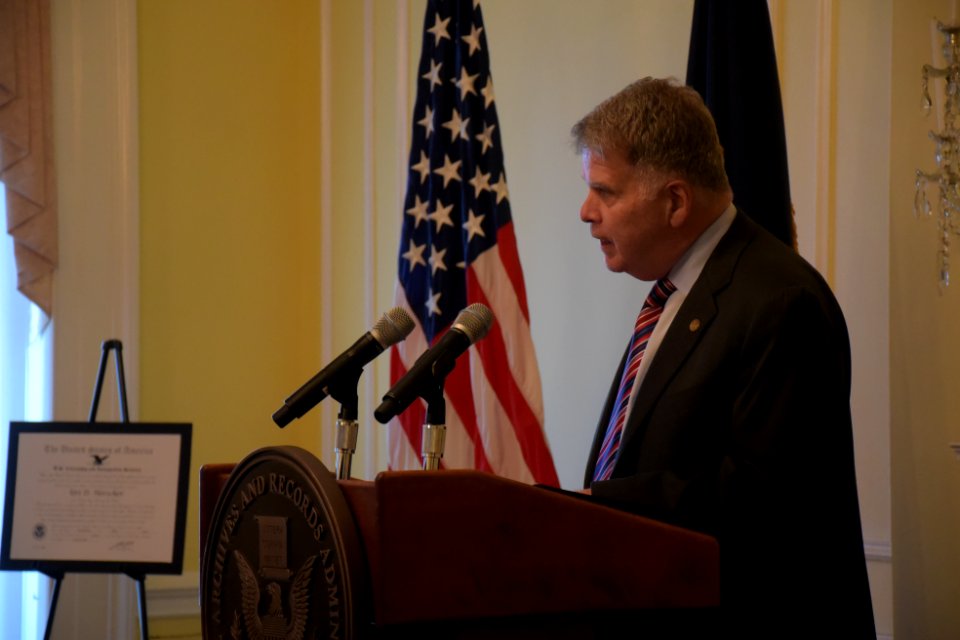 Naturalization Ceremony (26179198942)