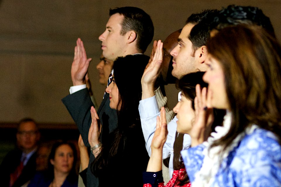 Naturalization Ceremony (11450978914)