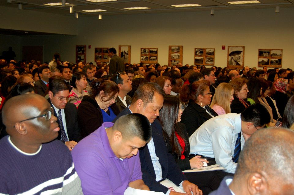 Naturalization Ceremony (6510305439)