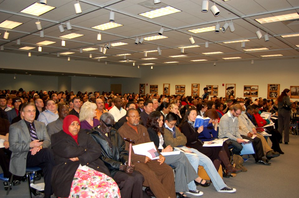Naturalization Ceremony (6750234937)