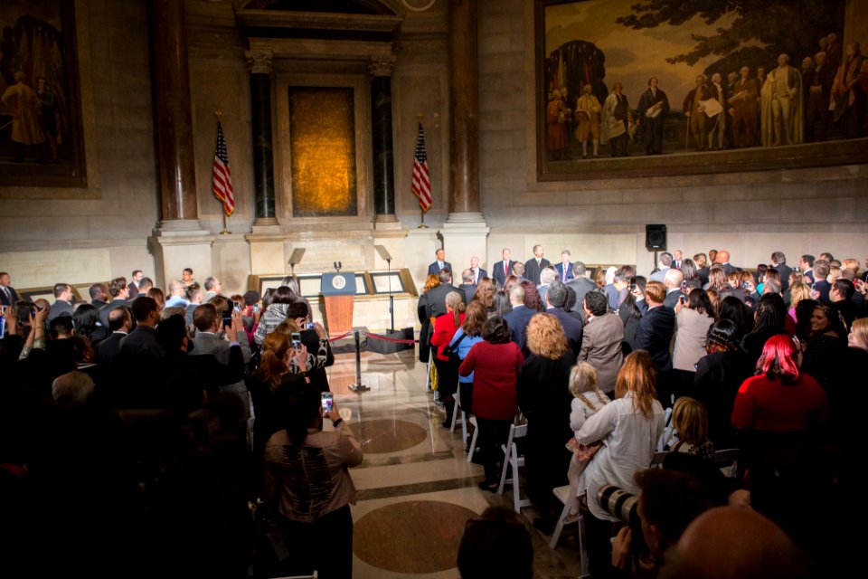 Naturalization Ceremony (23412197139)