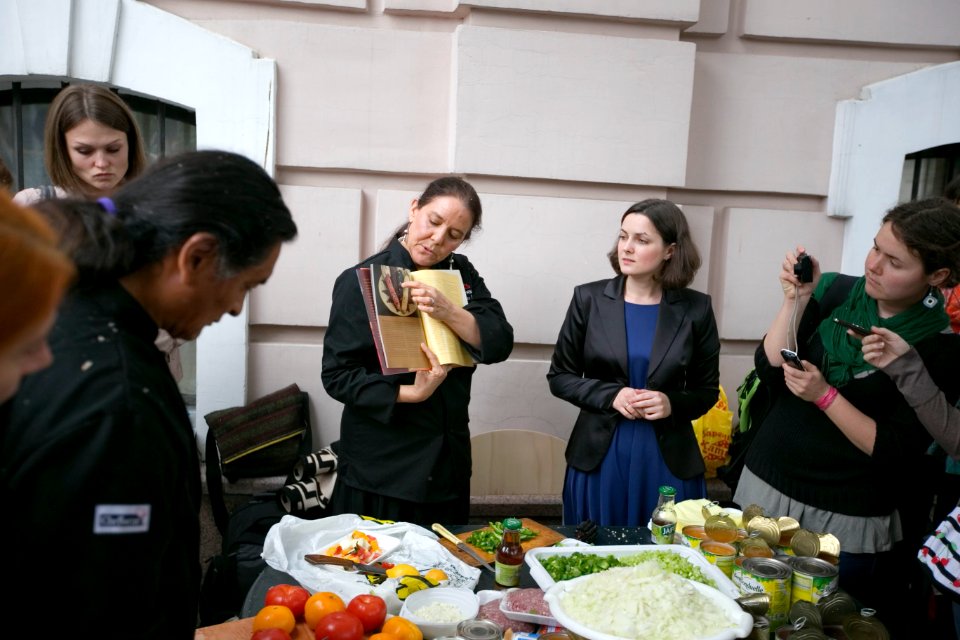 Native American Chefs Explore American Roots of Ukrainian Cuisine at the Honchar museum, May 23, 2013 (8878293063)