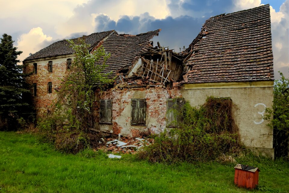 Old building grass
