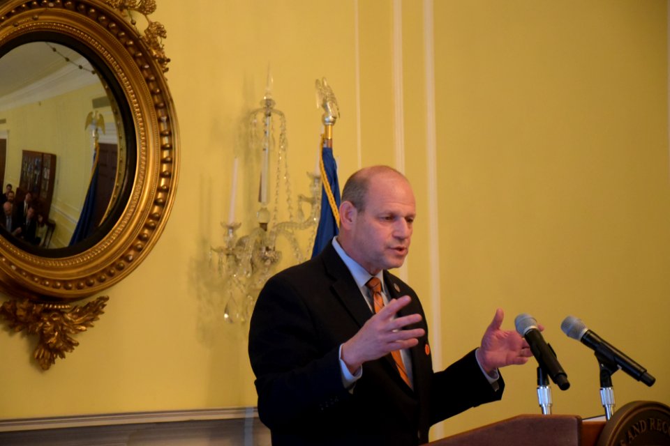 Naturalization Ceremony (26205352681)