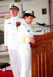 NAVAIR’s first woman admiral takes command of COMFRC (1)