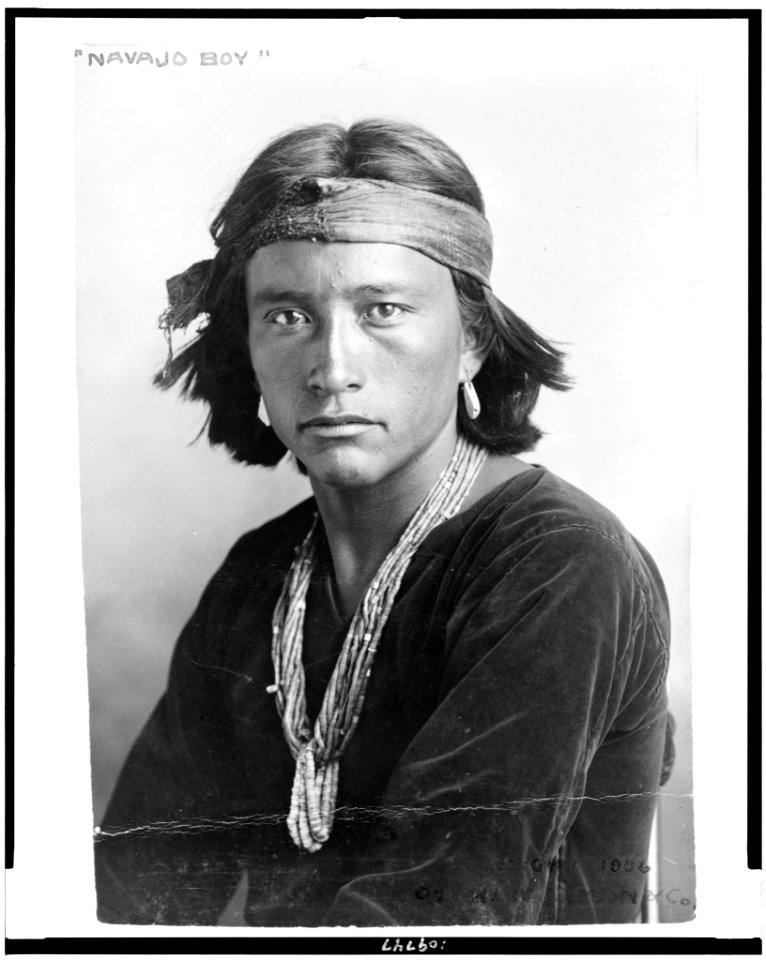 Navajo boy LCCN94501682