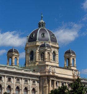 Naturhistorisches Museum, Wien - Blick von der Westseite des KHM-9854