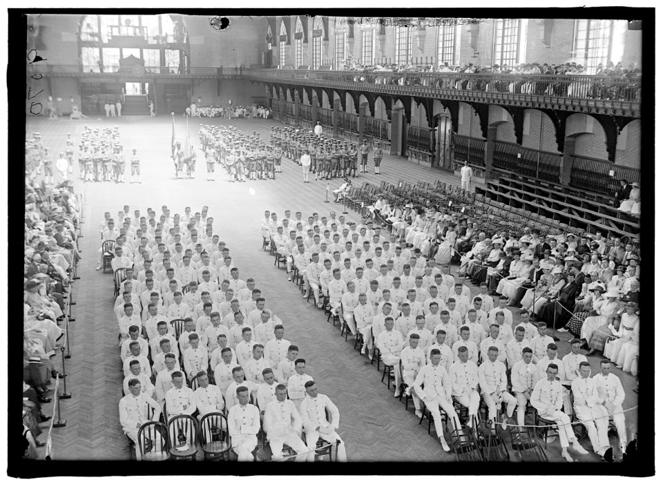 NAVAL ACADEMY, U.S. GRADUATION EXERCISES LCCN2016868031