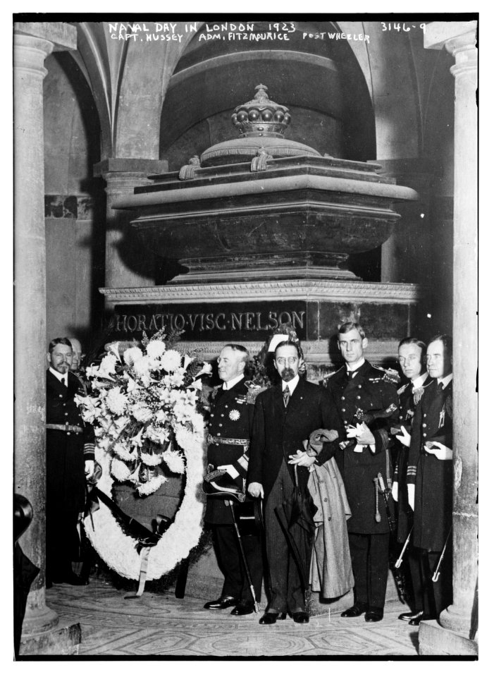 Naval Day in London 1923 - Capt. Hussey, Adm. Fitzmaurice, Post Wheeler LCCN2014696531