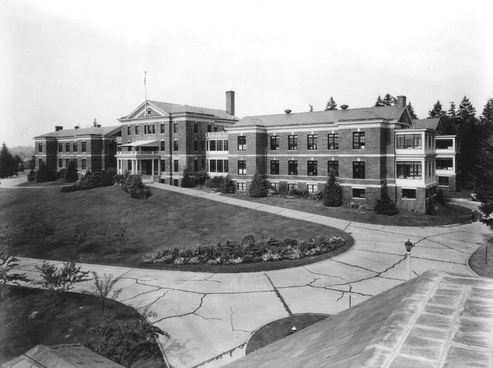 Naval Hospital at Puget Sound Navy Yard in 1938