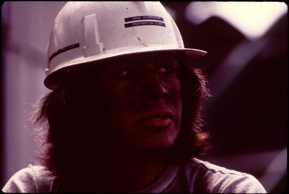 Navajo Miner (4265739017)
