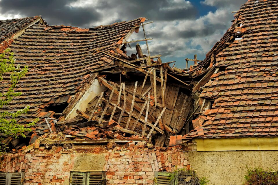 House architecture break up