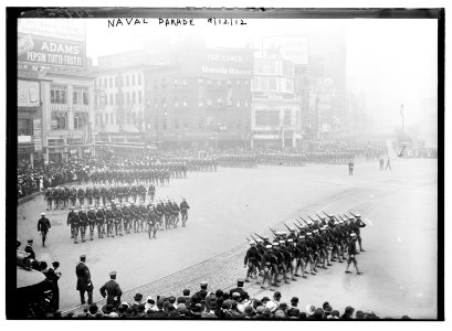 Naval Parade LCCN2014690772