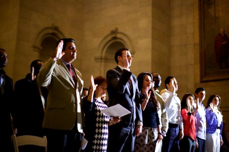 Naturalization Ceremony (11451096943)