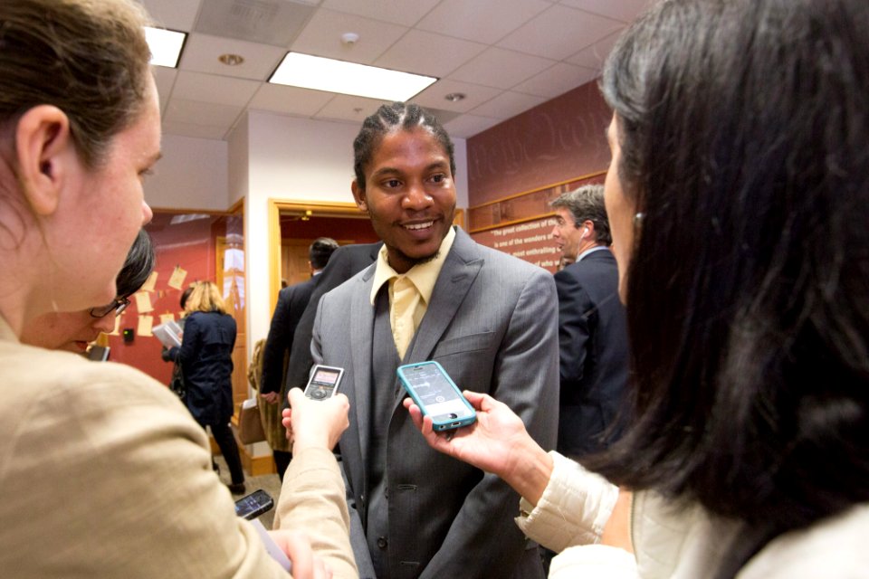 Naturalization Ceremony (23151959144)