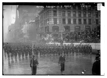 Naval Review, N.Y., 5-17-15 LCCN2014699038