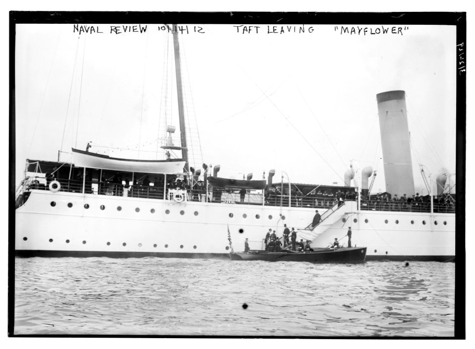 Naval Review, Taft leaving MAYFLOWER LCCN2014690775