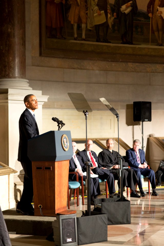 Naturalization Ceremony (23153350533)
