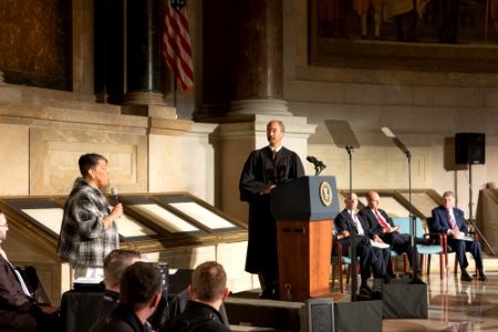 Naturalization Ceremony (23412199779)