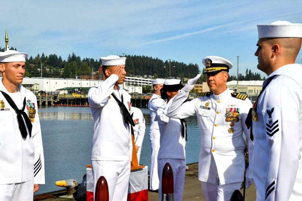 Naval Base Kitsap holds Change of Command 160909-N-EC099-011