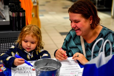 Naval Base Kitsap Hosts NEX Cares Event For Deployed Service Members' Families 161105-N-EC099-074