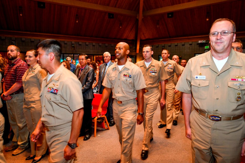 Naval Base Kitsap pins Chiefs 160916-N-EC099-023