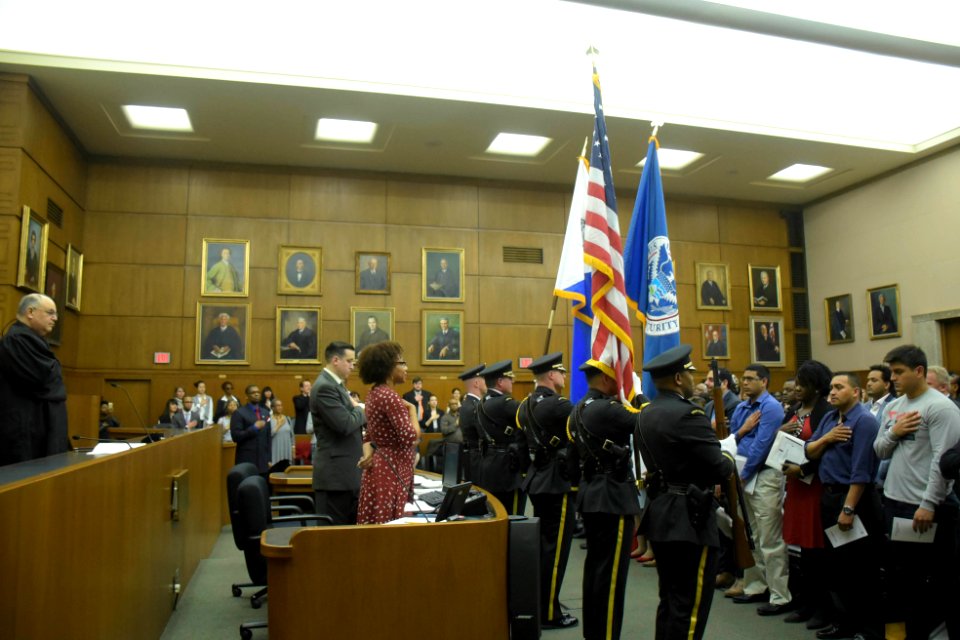 Naturalization Ceremony (25793084983)