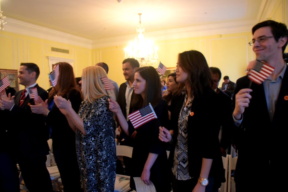 Naturalization Ceremony (26179172702)