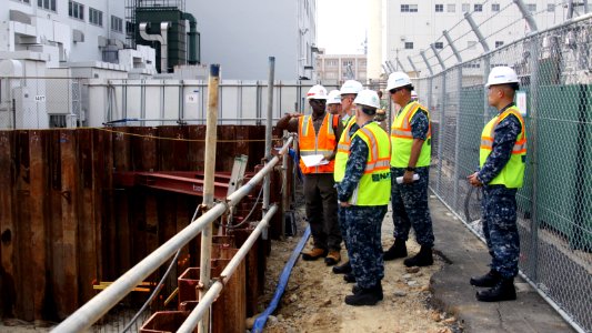 NAVFAC Far East (29937738105)