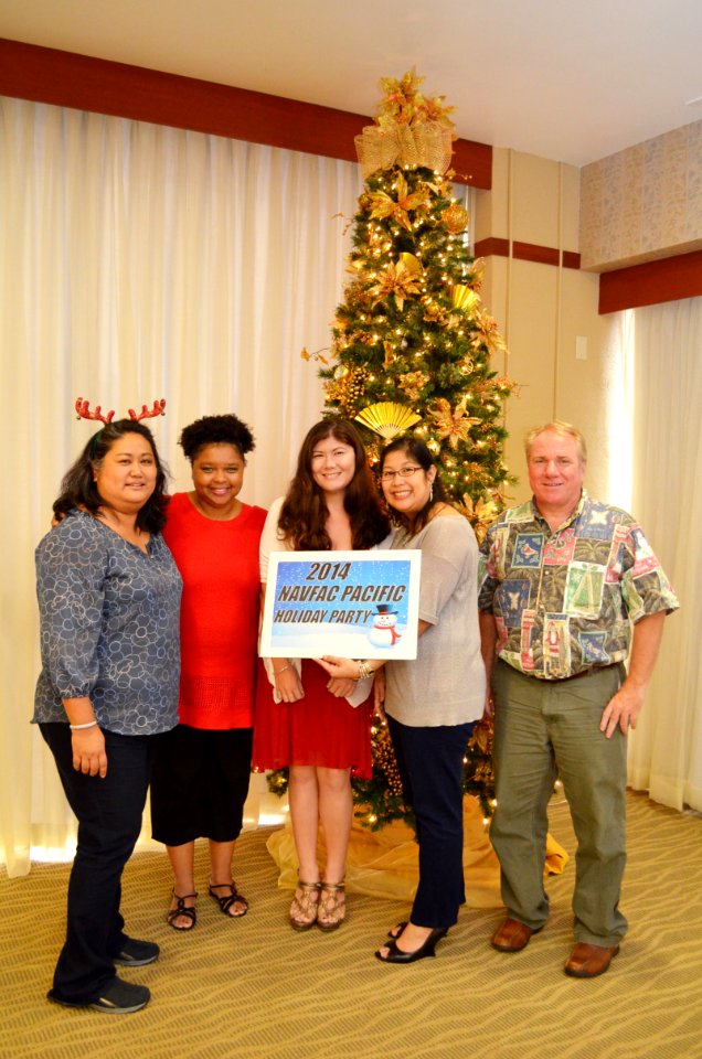 NAVFAC Pacific 2014 Holiday Party (15334136763)