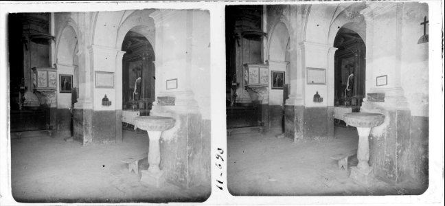 Naus laterals de l'església de Vandellòs