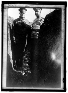 NAVIDSKI COL., RUSSIAN ARMY. RIGHT, WITH GEN. HUGH L. SCOTT ON HIS VISIT TO RUSSIA LCCN2016868216