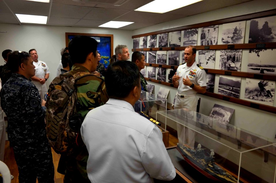 NAVSCIATTS' SLIC Students Tour COMPACFLT Museum 160824-N-JK586-062