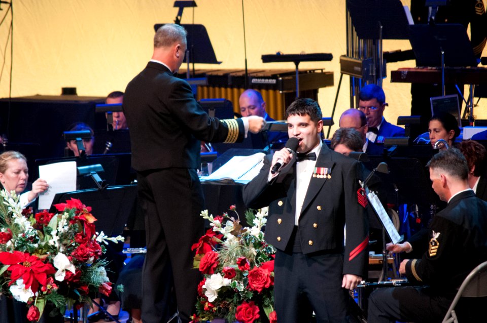 Navy Band Christmas-43 (8290484855)