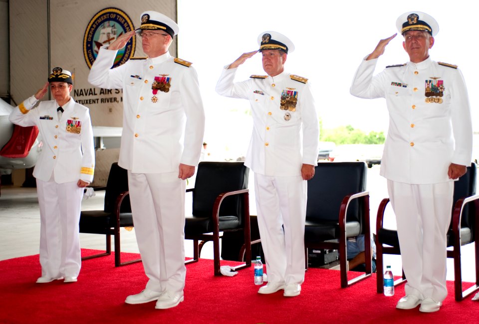 NAVAIR’s first woman admiral takes command of COMFRC (2)