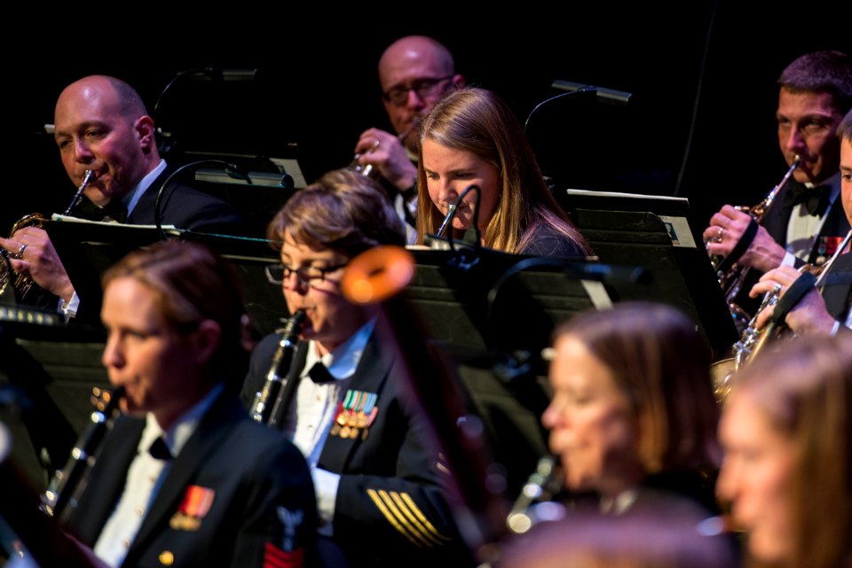 Navy Band visits Muskegon (33511205346)