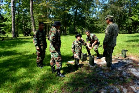 NAVSCIATTS' Students Learn Tactical Communications Techniques 160831-N-JK586-002