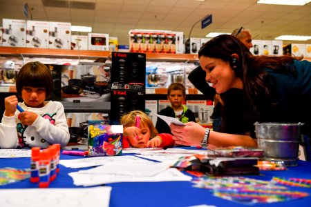 Naval Base Kitsap Hosts NEX Cares Event For Deployed Service Members' Families 161105-N-EC099-011