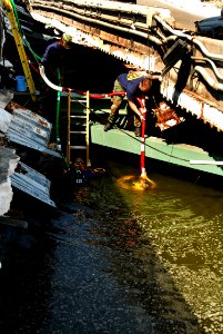 Navy at I-35 Bridge Collapse DVIDS53323 photo