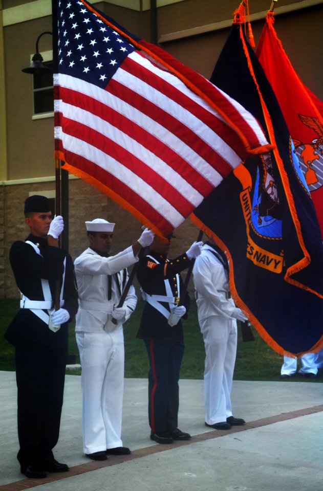 Navy corpsmen name walkway in honor of 'Chosin Few' 120824-N-UR169-001