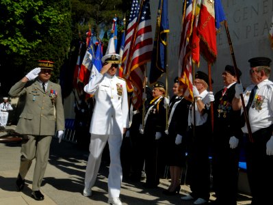 Naval Forces Europe, Africa Commander pays tribute to Heroes of WWII 110529-N-OM642-173