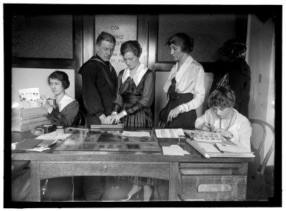 NAVY DEPARTMENT, U.S. INTELLIGENCE BUREAU, FINGER PRINT DEPARTMENT CLERKS- BLANCHE DONAHUE; JAMES A. NOONAN; MARIE S. DAHM; BLANCHE G. STANSBURY; MRS. G.G. BOSWELL LCCN2016868915