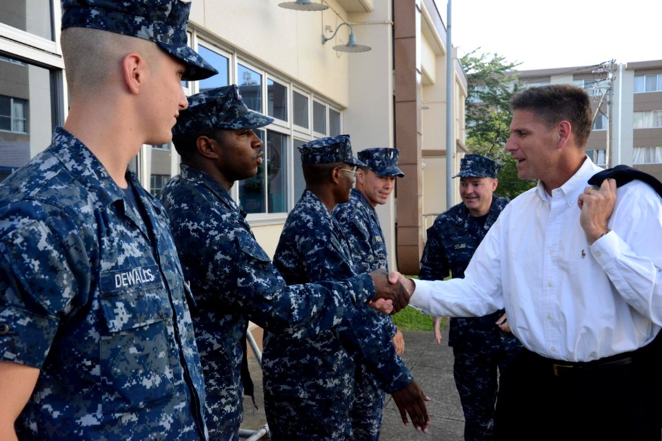 Naval leaders at NAF Atsugi 120828-N-TO330-090