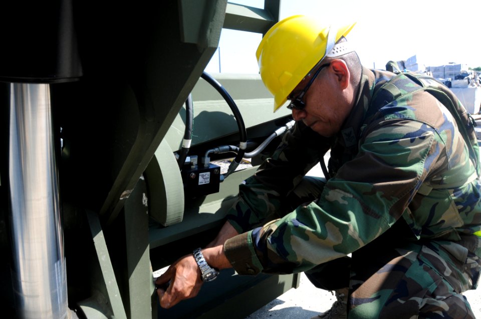 Naval Reservists Supporting OUR DVIDS253360