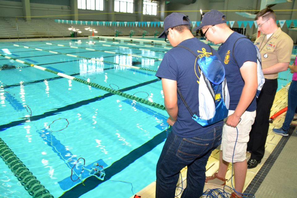 Navy hosts Regional SePerch Competition in San Antonio 170225-N-ND850-485