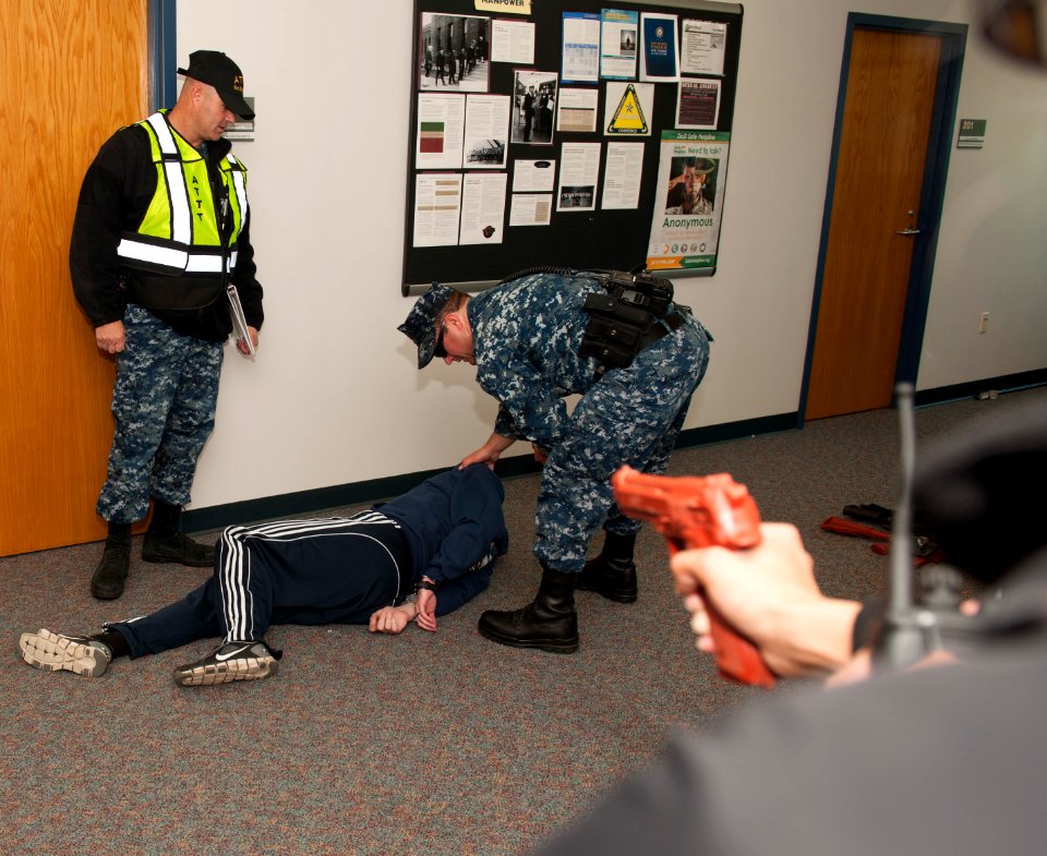 Naval Station Everett Active-shooter Training 160920-N-WX604-027