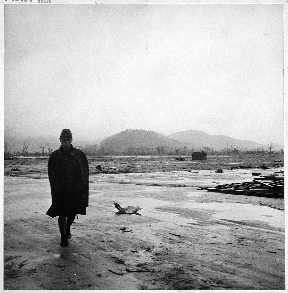 Navy photographer pictures suffering and ruins that resulted from atom bomb blast in Hiroshima, Japan. Japanese... - NARA - 520932